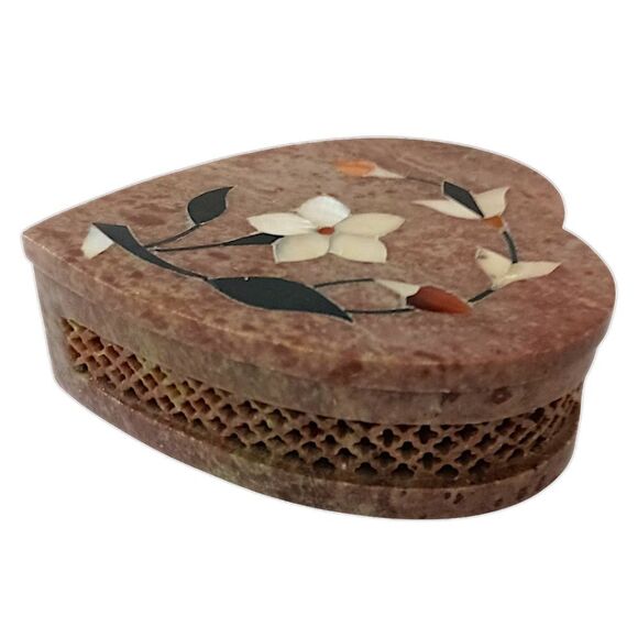 Soapstone Trinket Box Inlaid Mother of Pearl Floral Hand Carved Vintage Heart - Picture 9 of 16